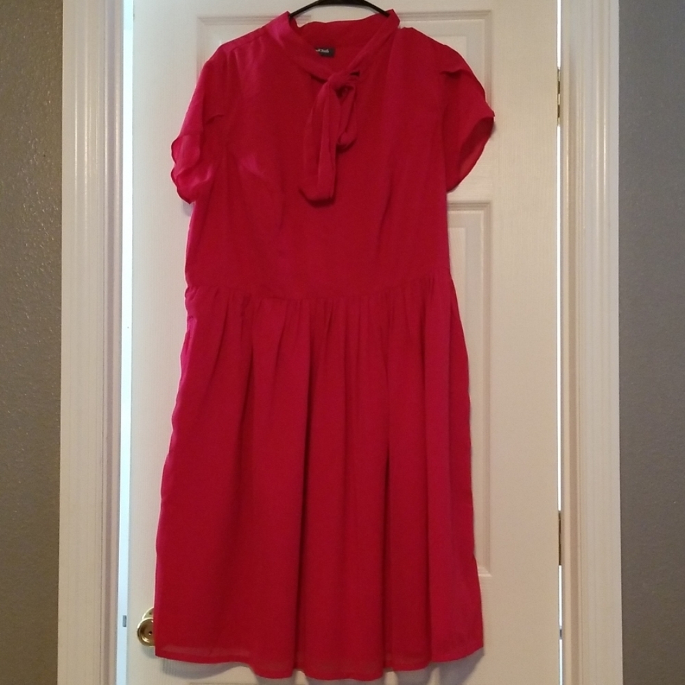 Mod Cloth Dress- Pink